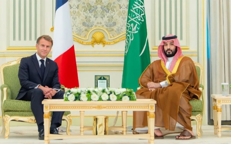 Saudi Crown Prince and French President Discuss Regional Developments in Riyadh