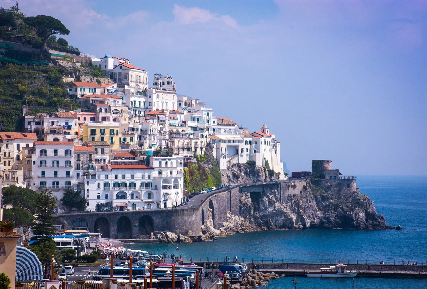 A picture containing outdoor, sky, water, cloud

Description automatically generated