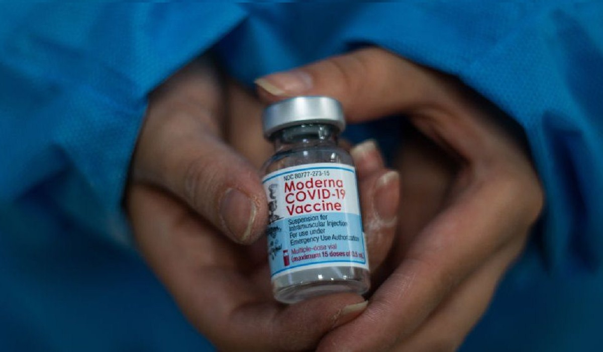 Japan finds another Moderna vial suspected to contain foreign substance