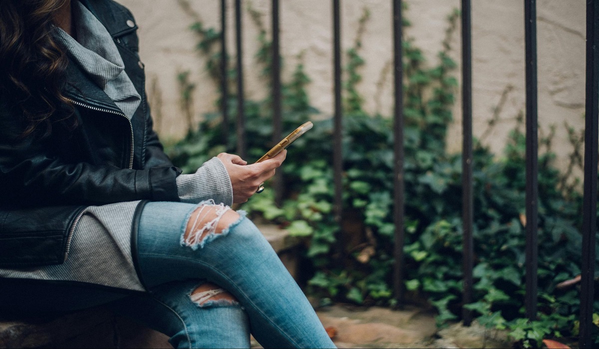 Examining the Benefits of Nonprofits Using Text Messaging Services