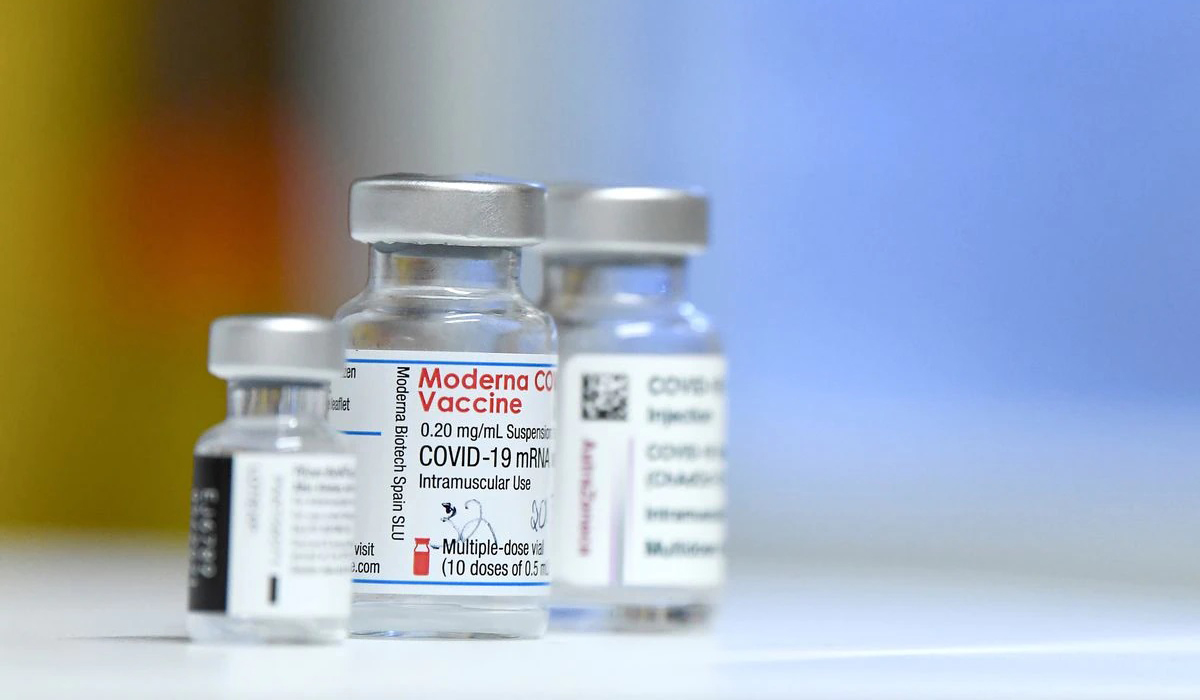 Moderna seeks U.S. authorization for COVID-19 vaccine booster