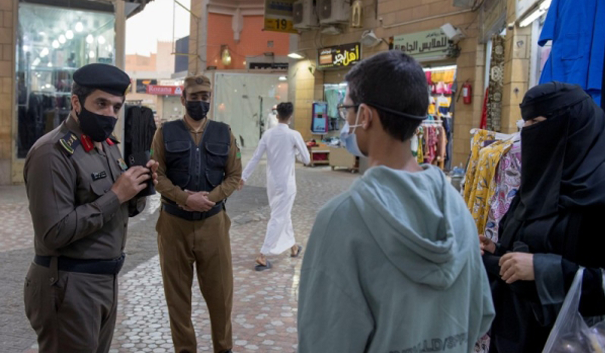 Saudi Arabia to slap penalties on establishments allowing in non-vaccinated people