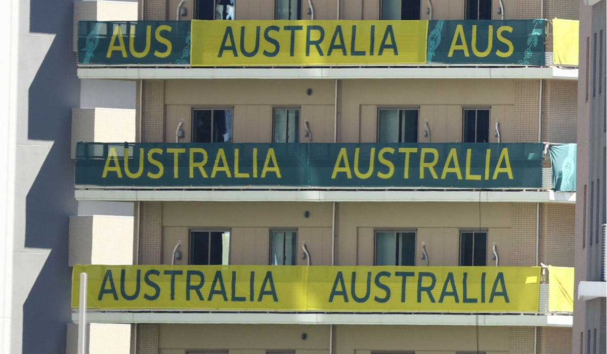 Rowdy Australians damage rooms, cause problems on flight home
