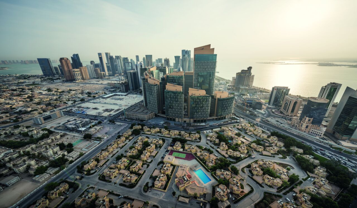 No entry permits or renewal of residencies without an insurance plan
