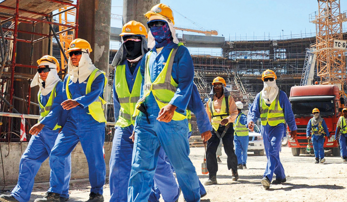 Labour Ministry orders closure of 106 company sites in Qatar for working hour violations