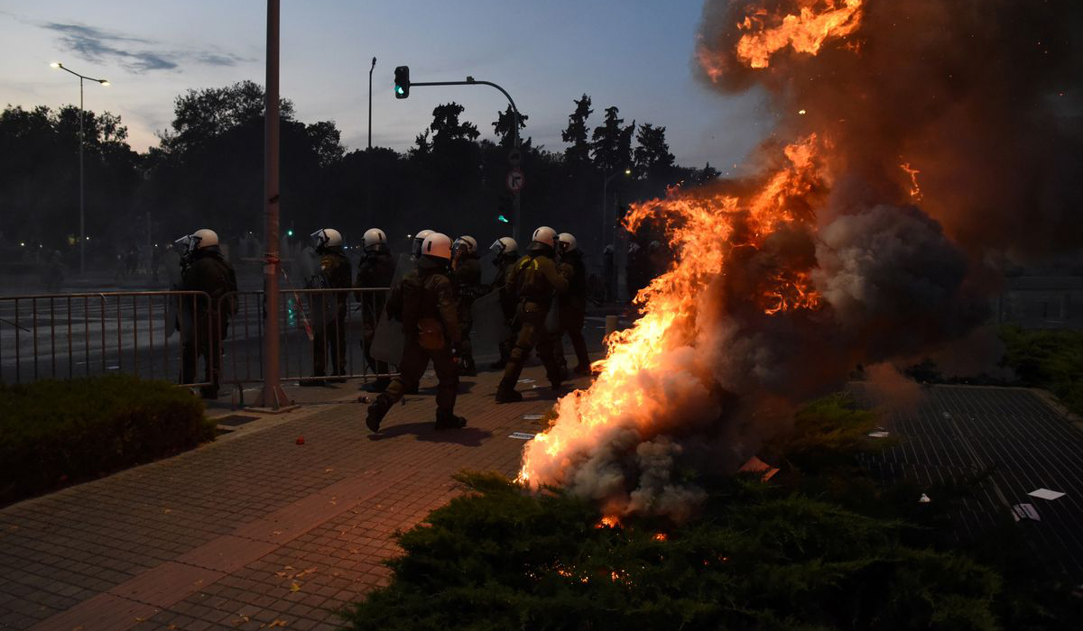 Anti COVID vaccine protesters clash with police in Greece