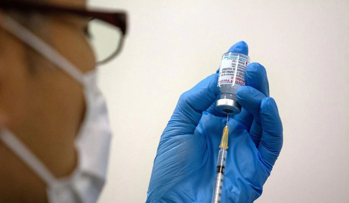 Moderna vaccine production continues in EU amid contamination probe