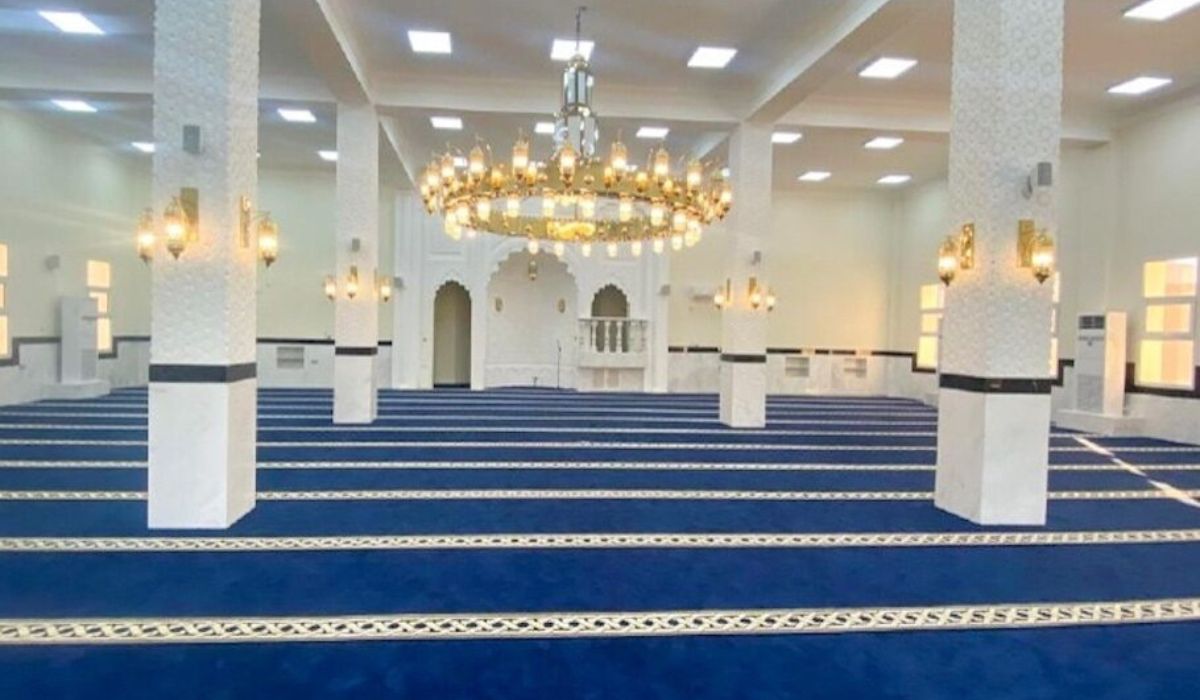 Ministry of Awqaf opens new mosque in Al Dhakhira