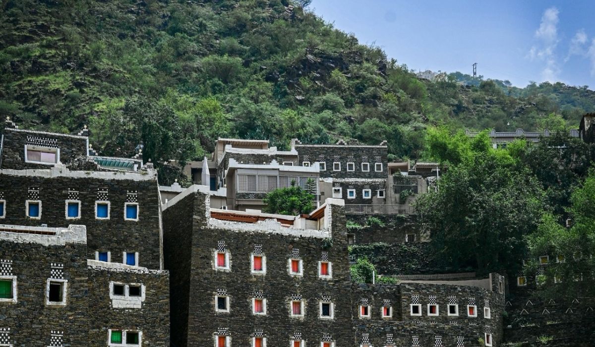 Rijal Almaa